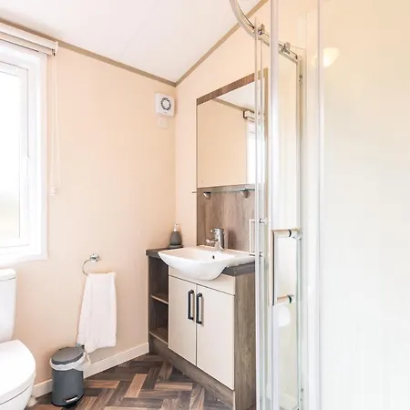 Springwell With Hot Tub * Malton